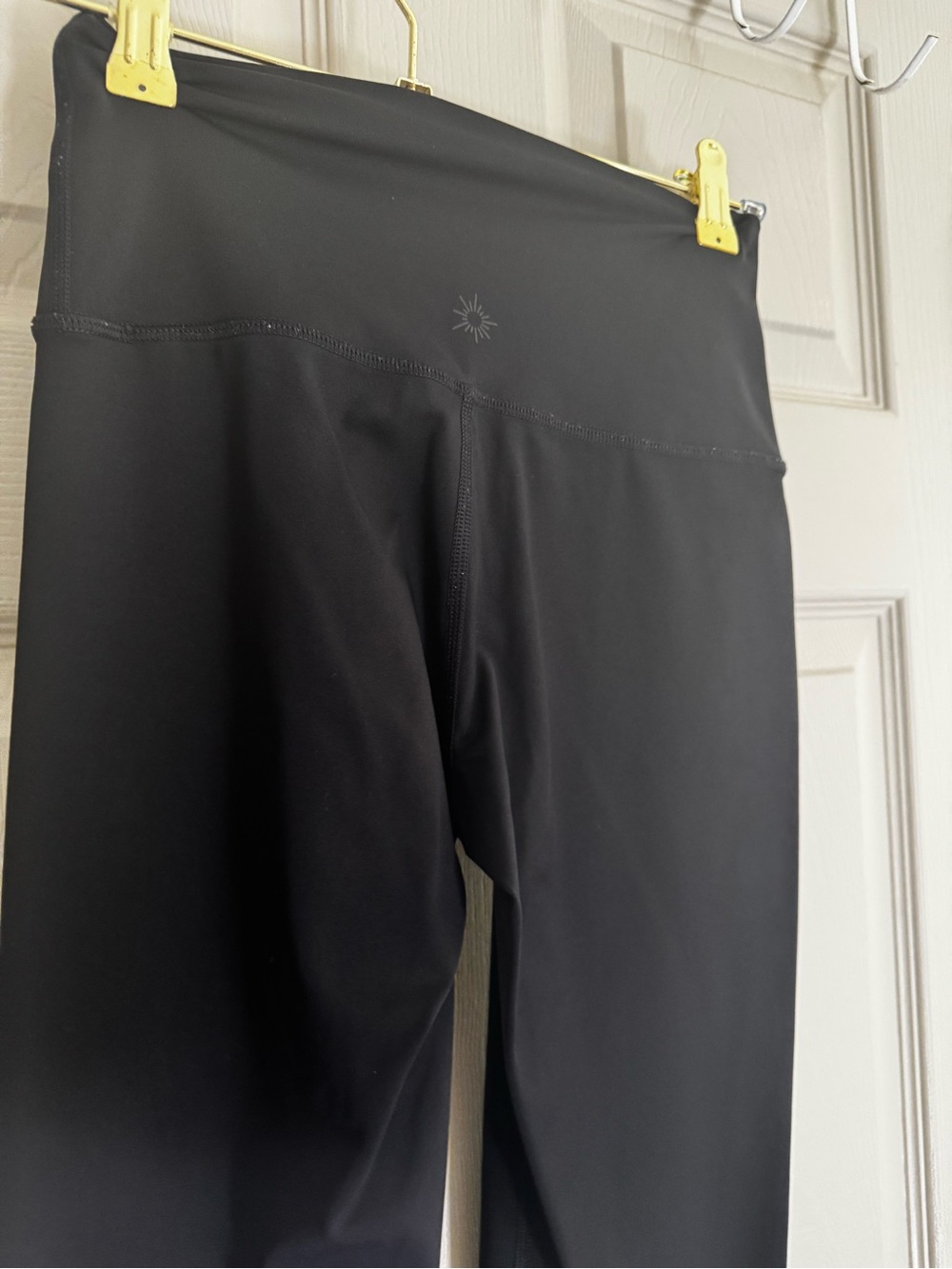 OFFLINE by Aerie black Real Me leggings - Picture 3 of 4